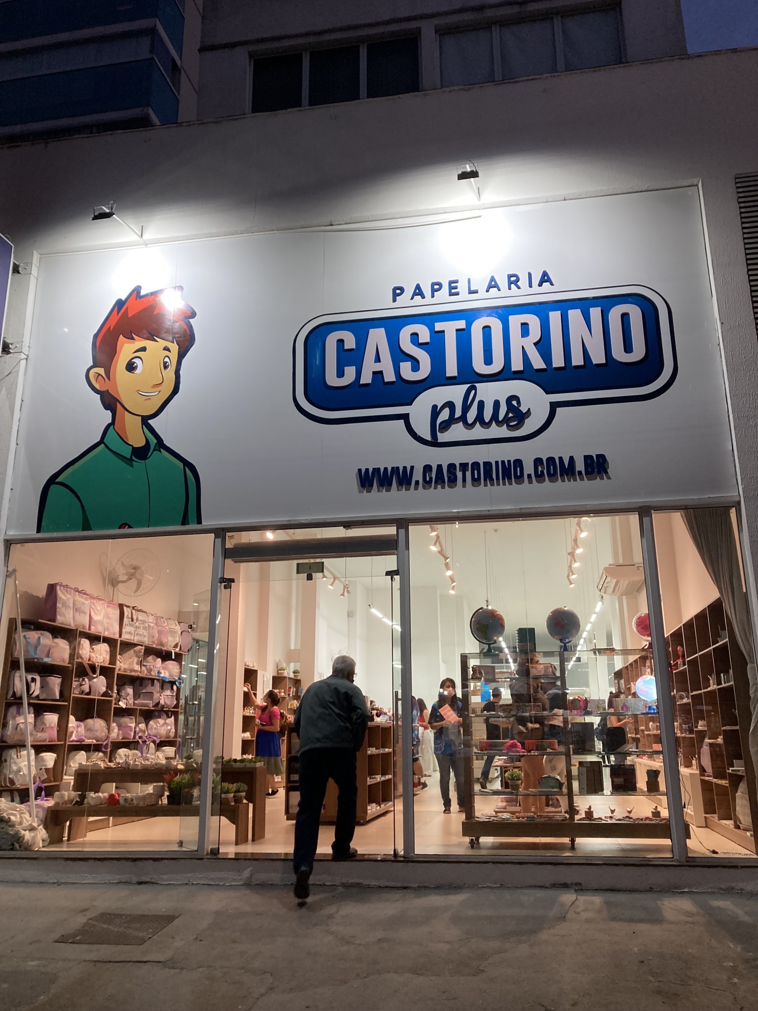Castorino Santana Vitor Lorenção